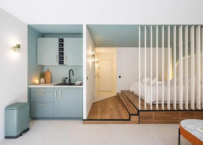 Terrasse Tropezienne # Luxe - Proche Mer - Jardin Апартаменты *